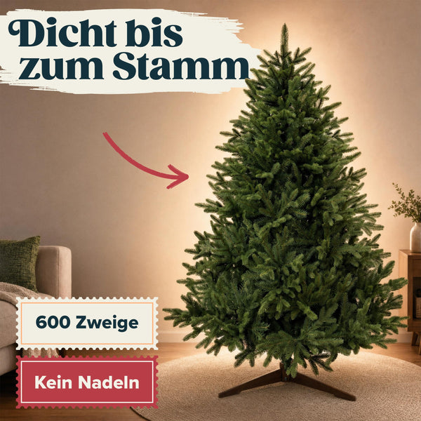 Dichte Zweige bis zum Stamm